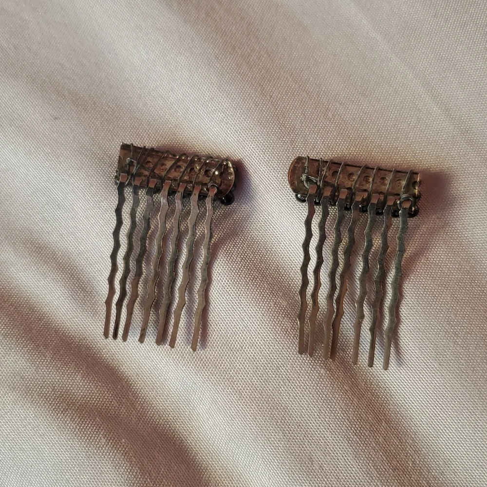 Jeweled Hair Pins And Clips